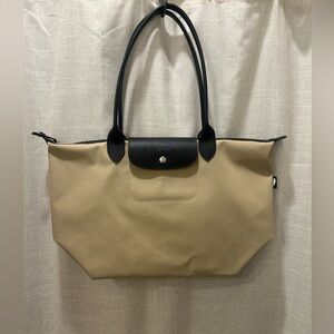 Longchamp Le Pliage - Medium